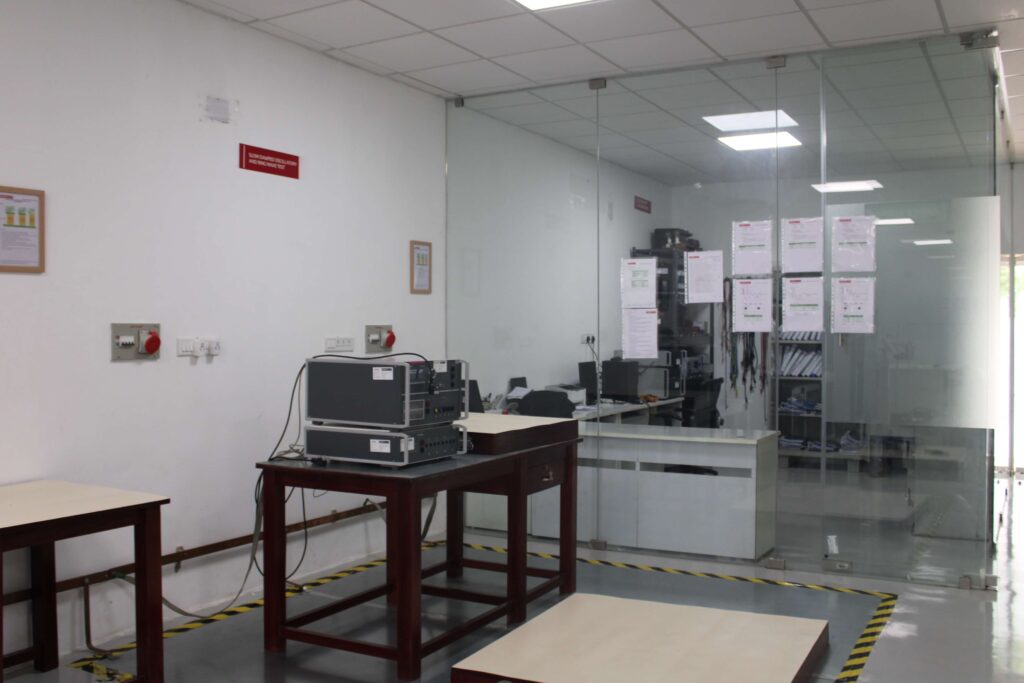 Slow Damped Oscillatory and Ring Wave Test